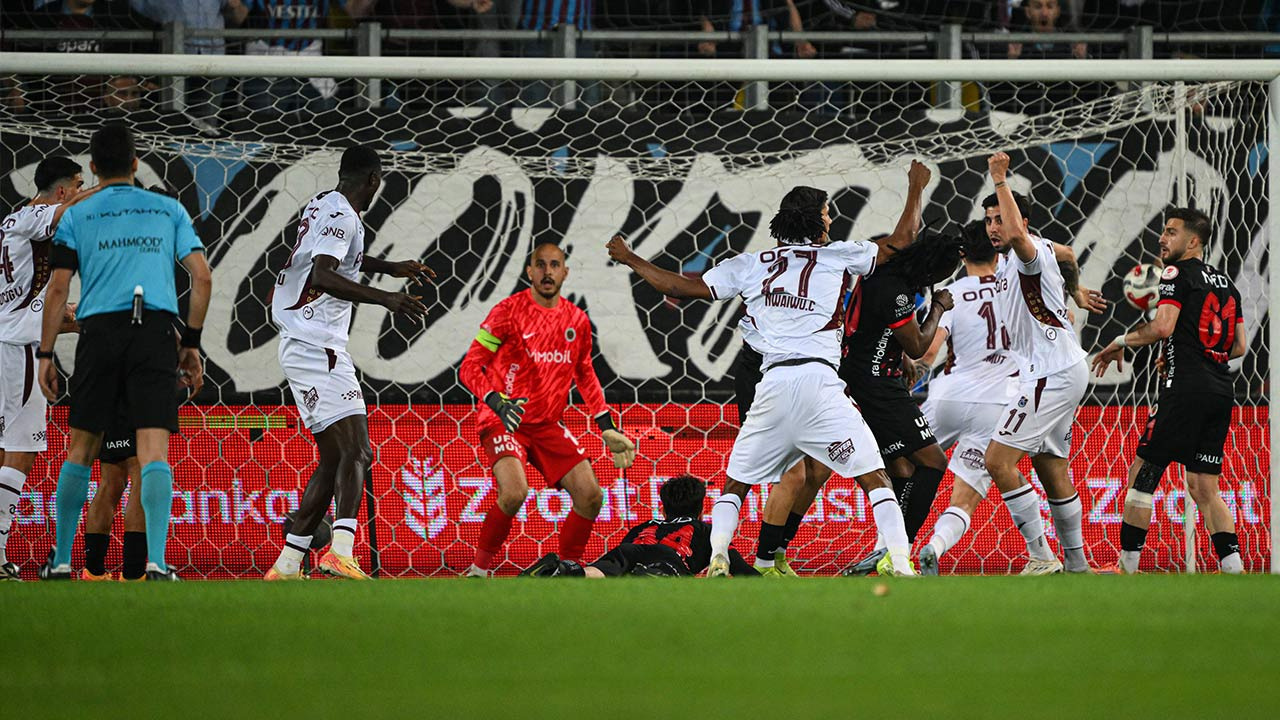 Trabzonspor uzatmalarda kazanıp adını finale yazdırdı