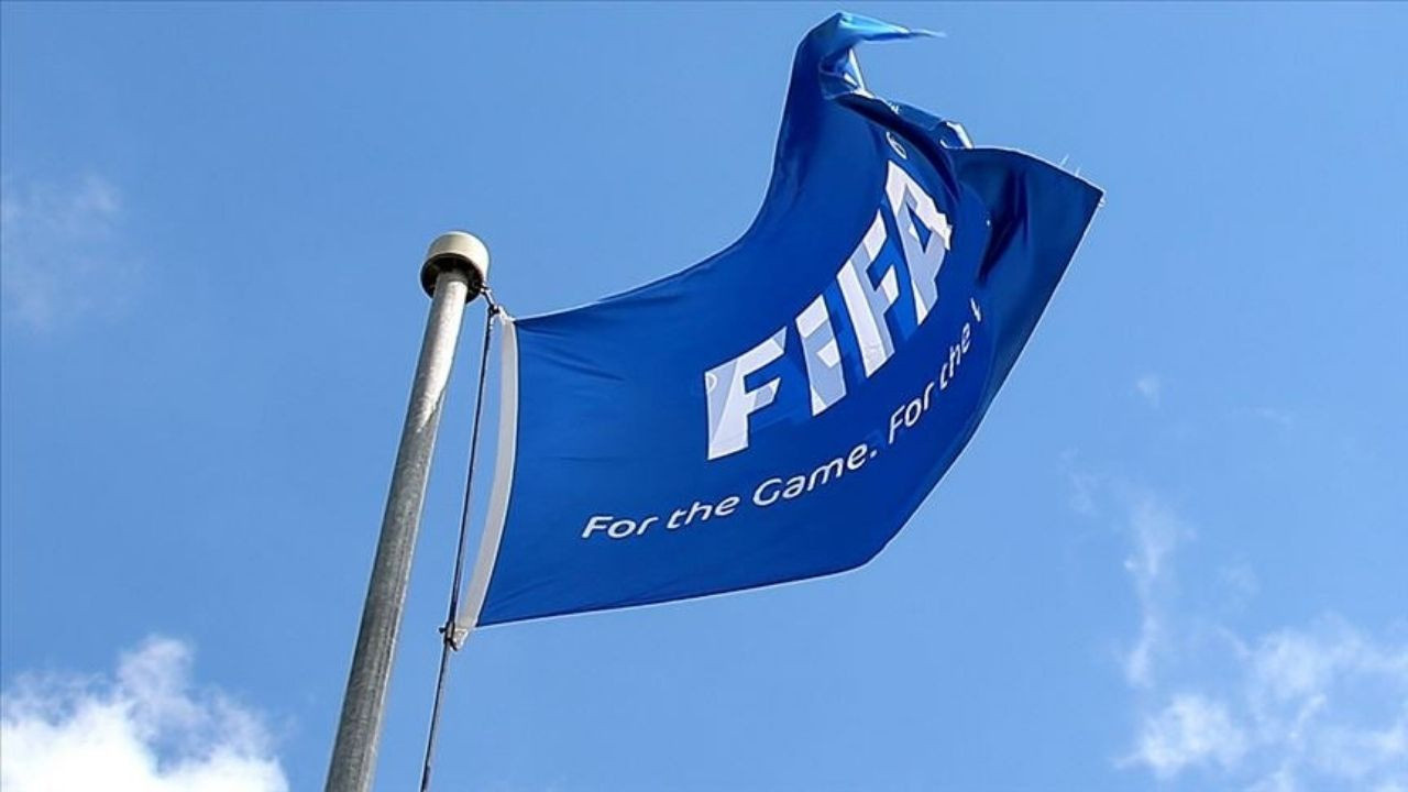 FIFA'dan 3 Türk kulübüne transfer yasağı: 2'si Süper Lig'den