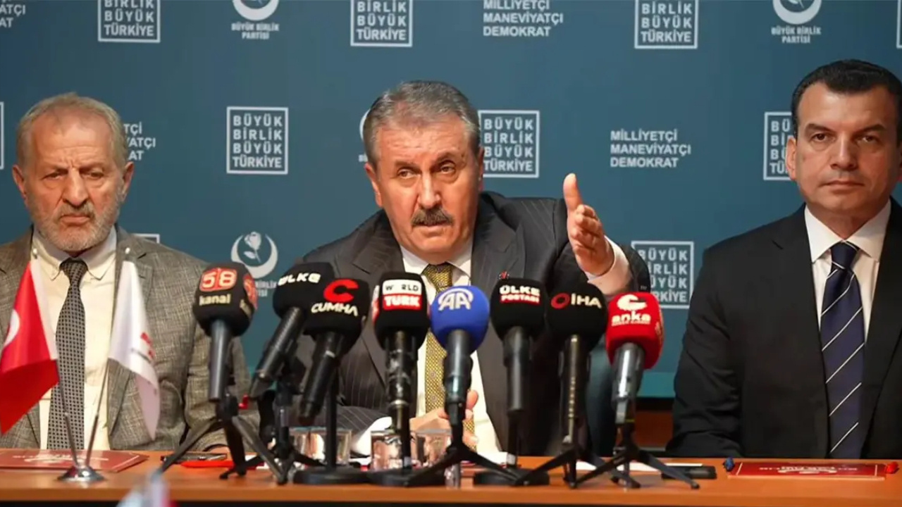 Destici'den ortağı AKP'ye ikramiye tepkisi: Neden enflasyon oranında artırılmıyor?