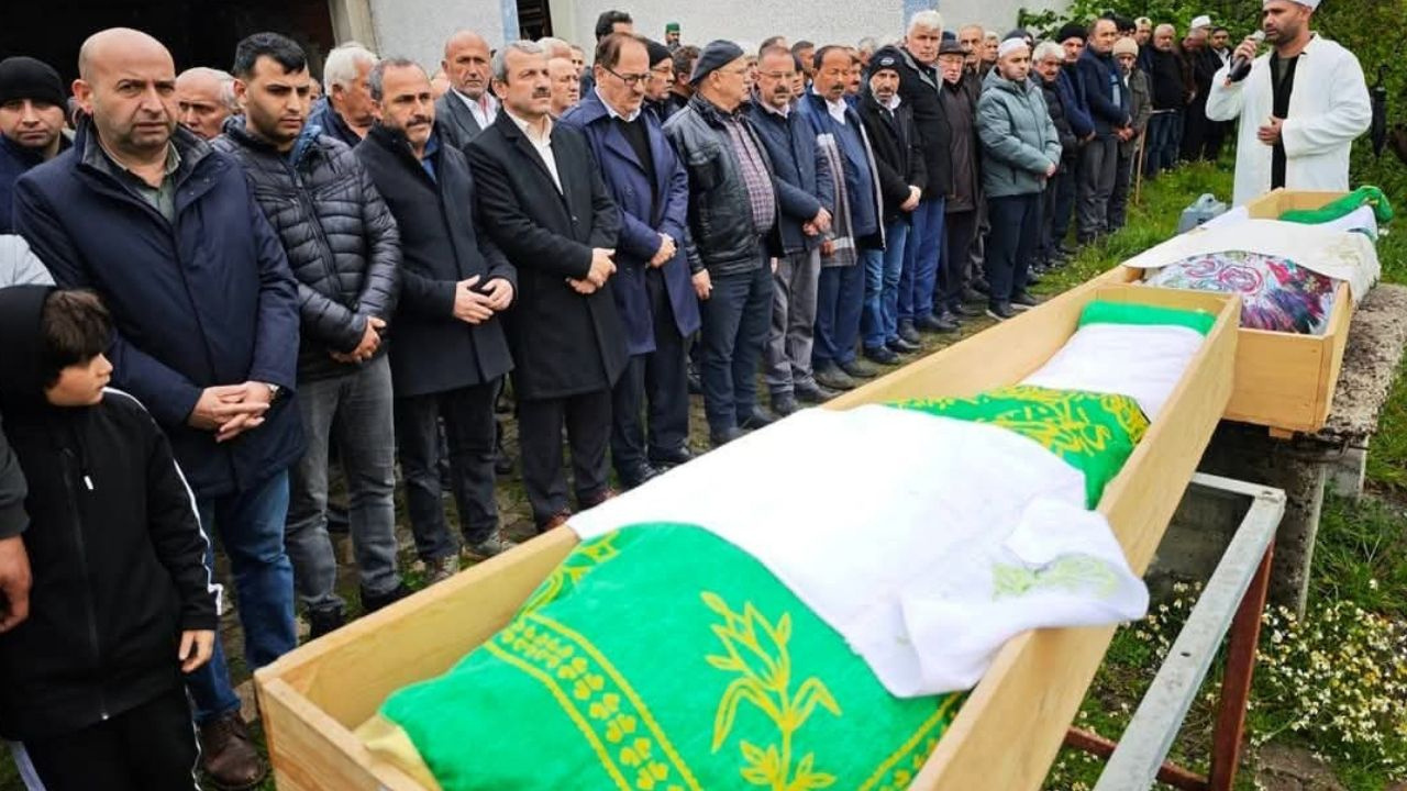 Evlat acısına dayanamadı! Anne ile oğlu birlikte son yolculuğuna uğurlandı