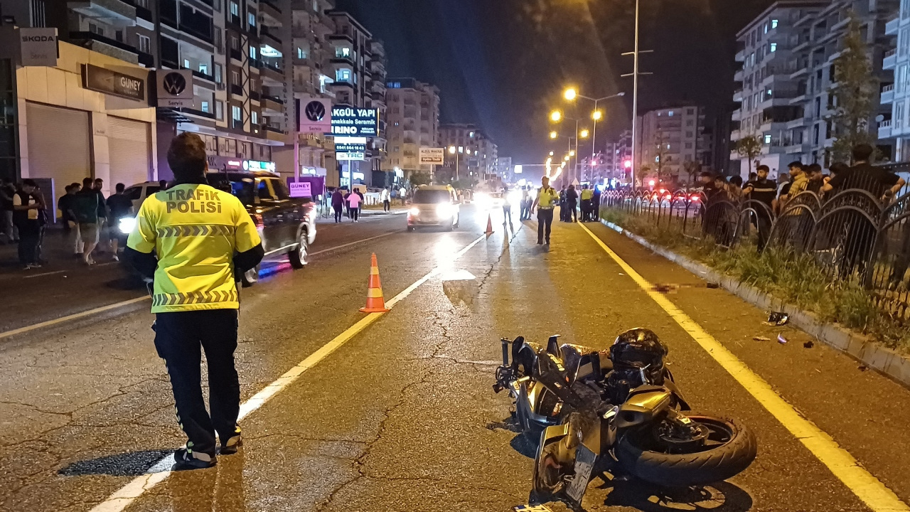 Batman'da feci kaza: Hem yaya hem sürücü öldü