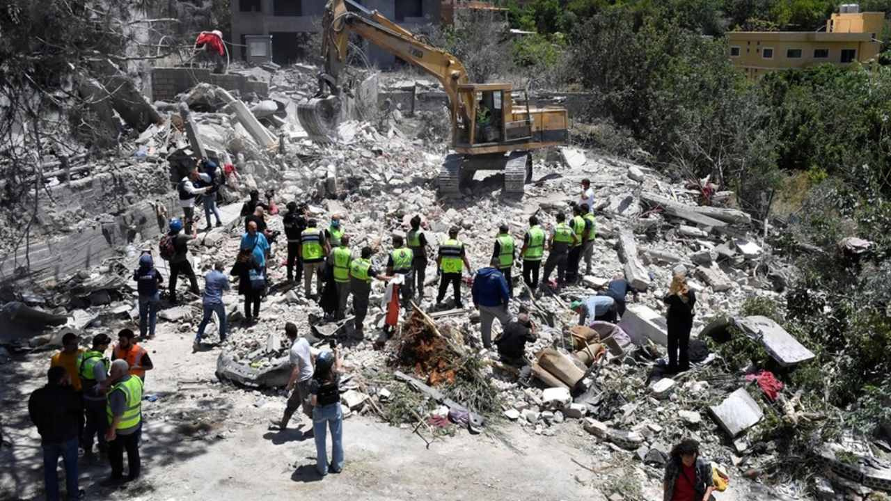 Ateşkesin sadece adı var! İsrail’in Lübnan saldırılarında can kaybı 3 bin 73’e çıktı