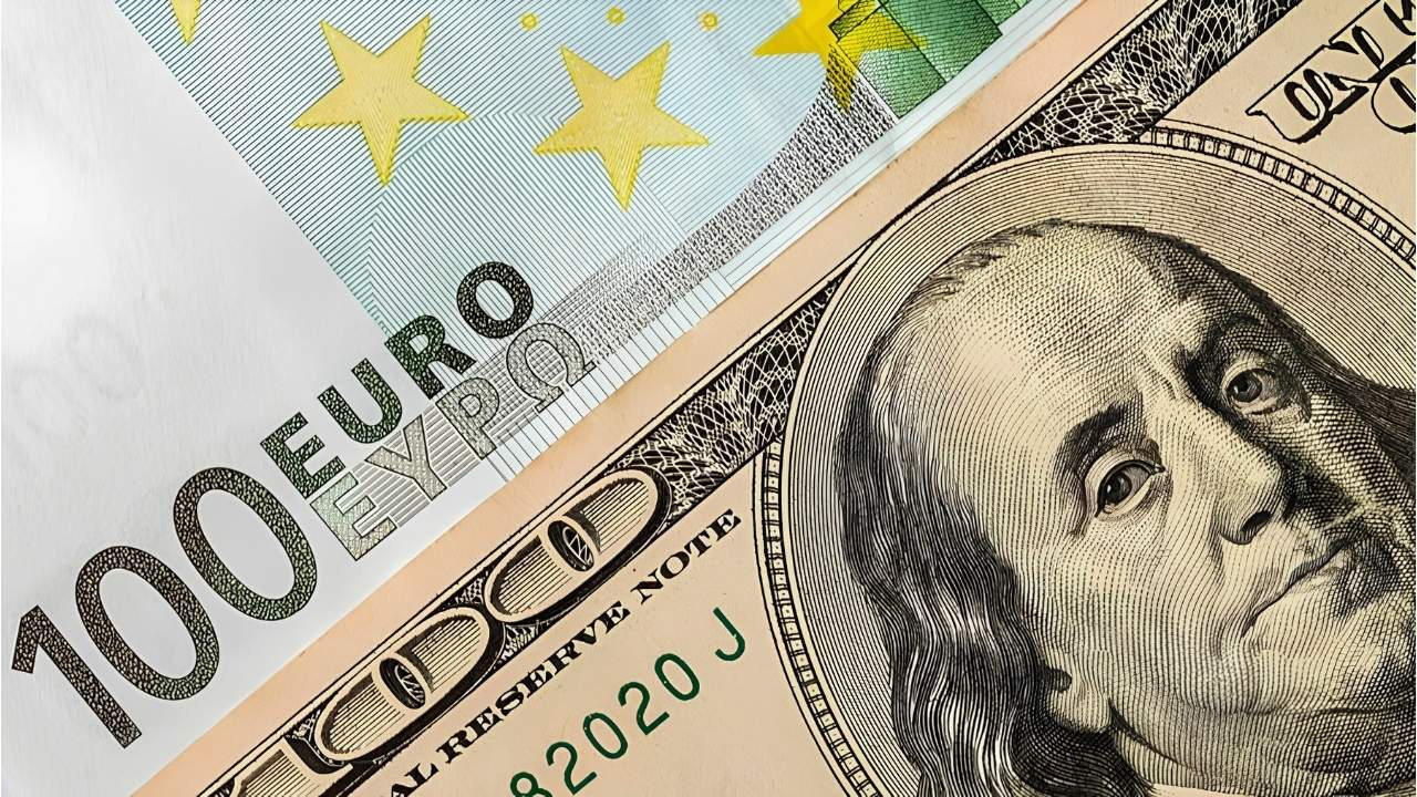 Dev bankadan dolar raporu: Yeniden zirveye çıkacak