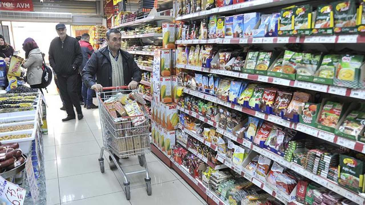Restoran ve marketlerde 32 ürüne yasak geldi