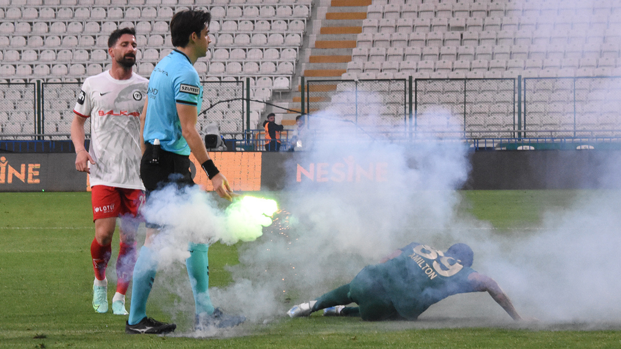 Esenler Erokspor finalde yıkıldı: Çorum FK Süper Lig'e yükseldi