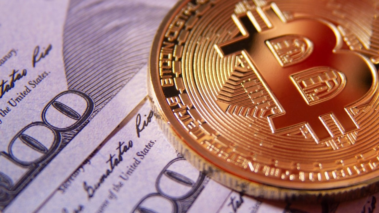 Bitcoin barış haberiyle ayağa kalktı, Ethereum geride kaldı