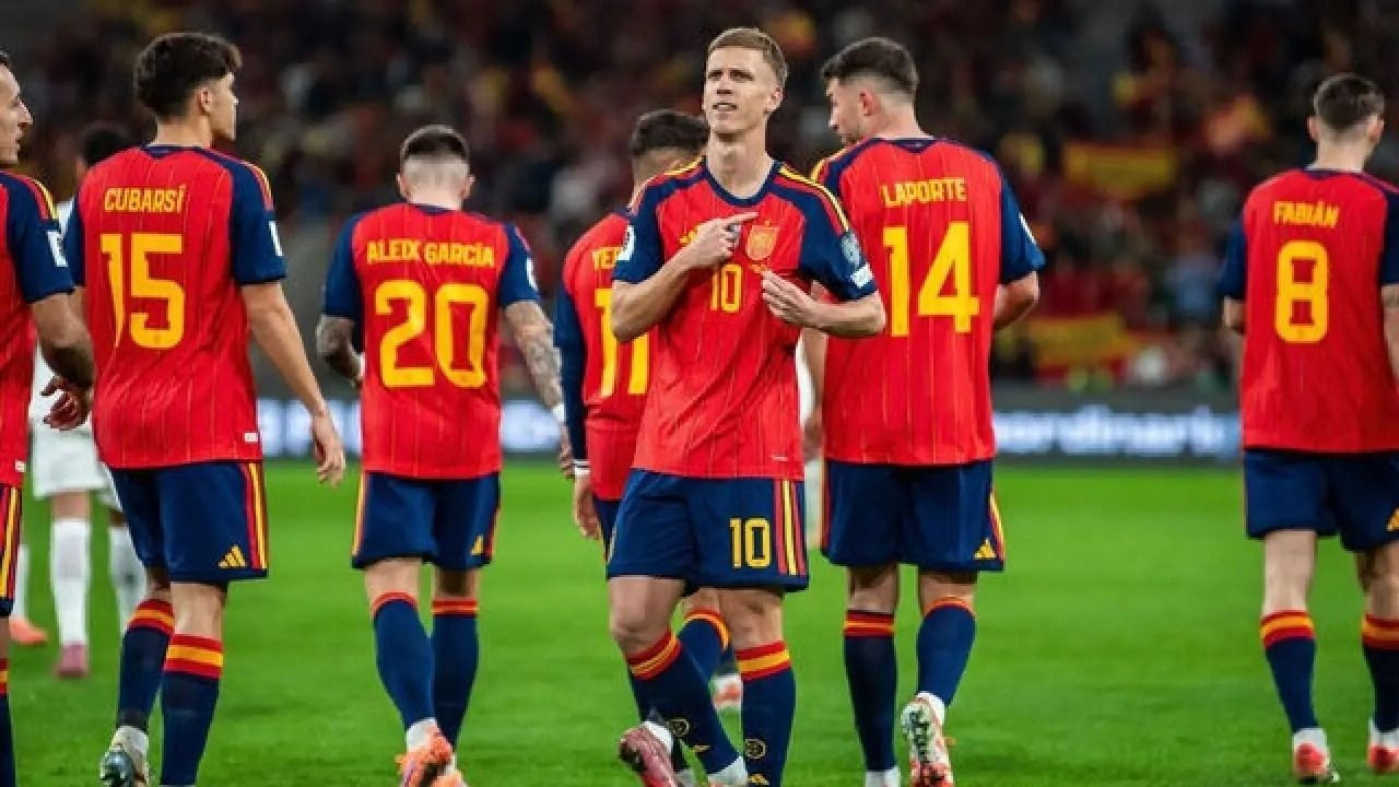 Real Madrid'siz İspanya: Barcelona'dan 8 oyuncu kadroda