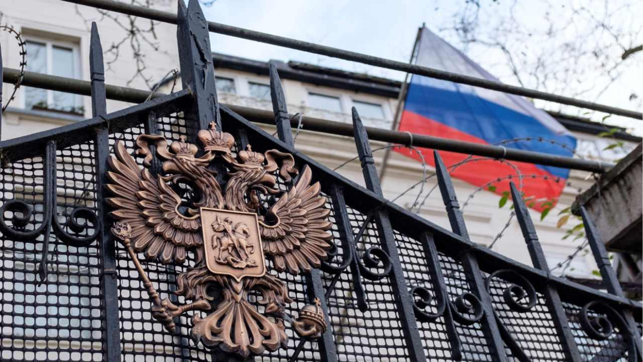 Fransa’dan Rusya’ya diplomatik tepki: Paris Büyükelçisi bakanlığa çağrıldı