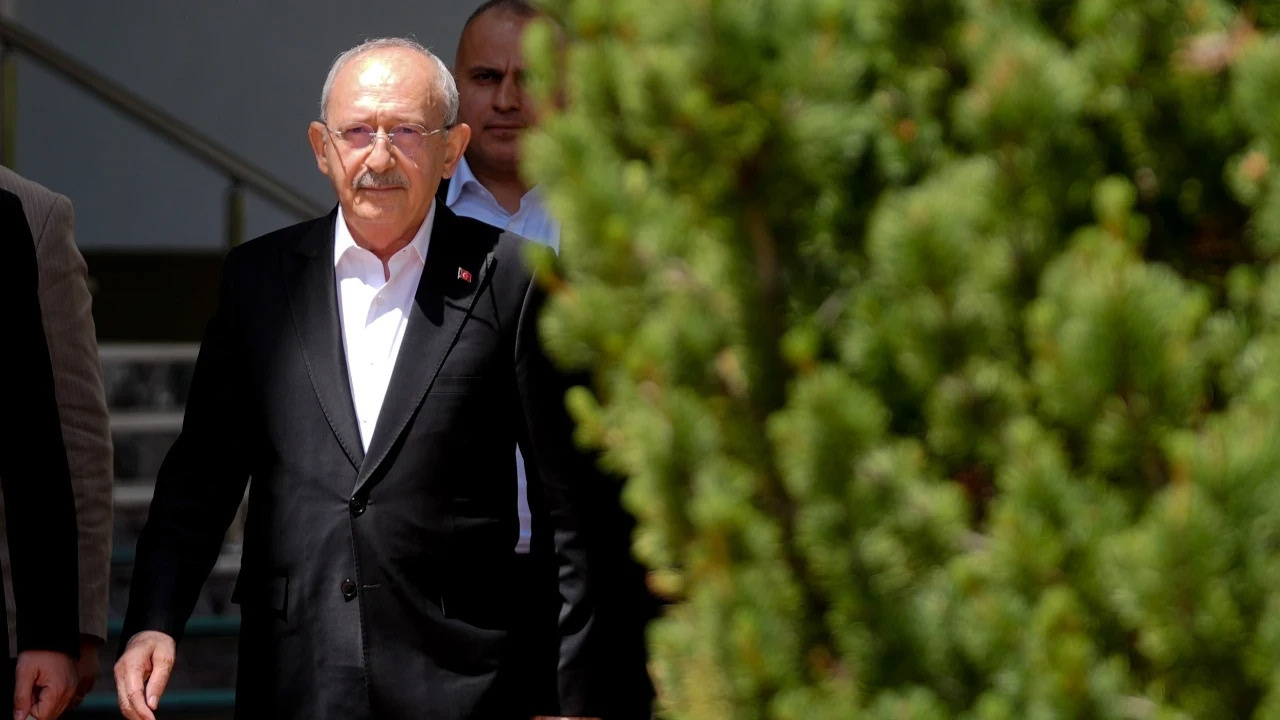 Kılıçdaroğlu yönetimi CHP İzmir hesabına el koydu: Yeni adres paylaşıldı