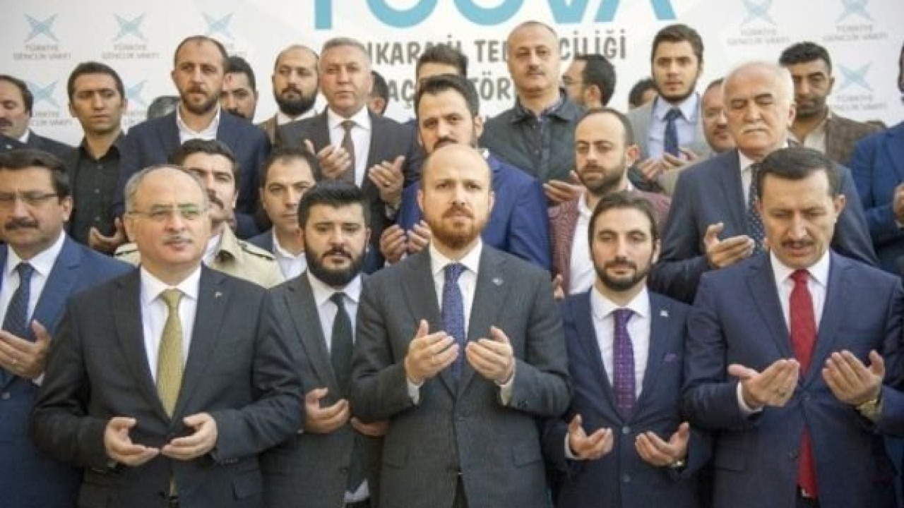 Devlet okulları yazın TÜGVA'nın din okulu olacak