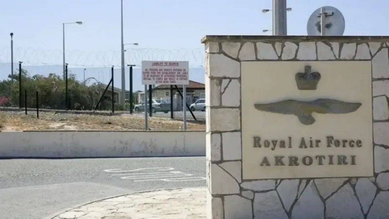 'Radyasyon yayacak' korkusu: GKRY'de yeni İngiliz antenlerine tepki