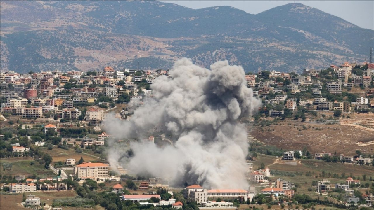İsrail'in Lübnan'a saldırısında 6'sı çocuk 9 Suriyeli sığınmacı hayatını kaybetti
