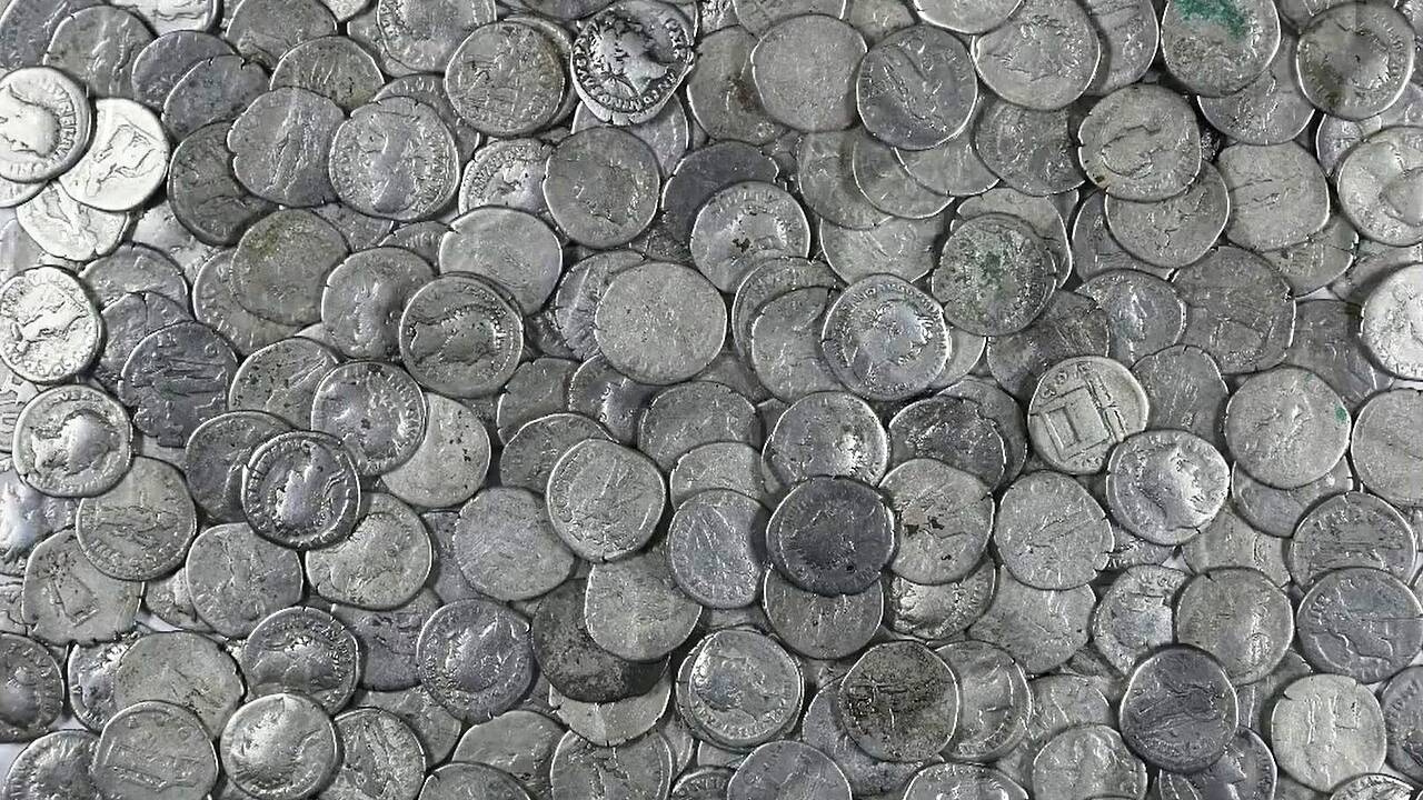 Savaşın gerilimi altını vururken gümüş sınırda kaldı