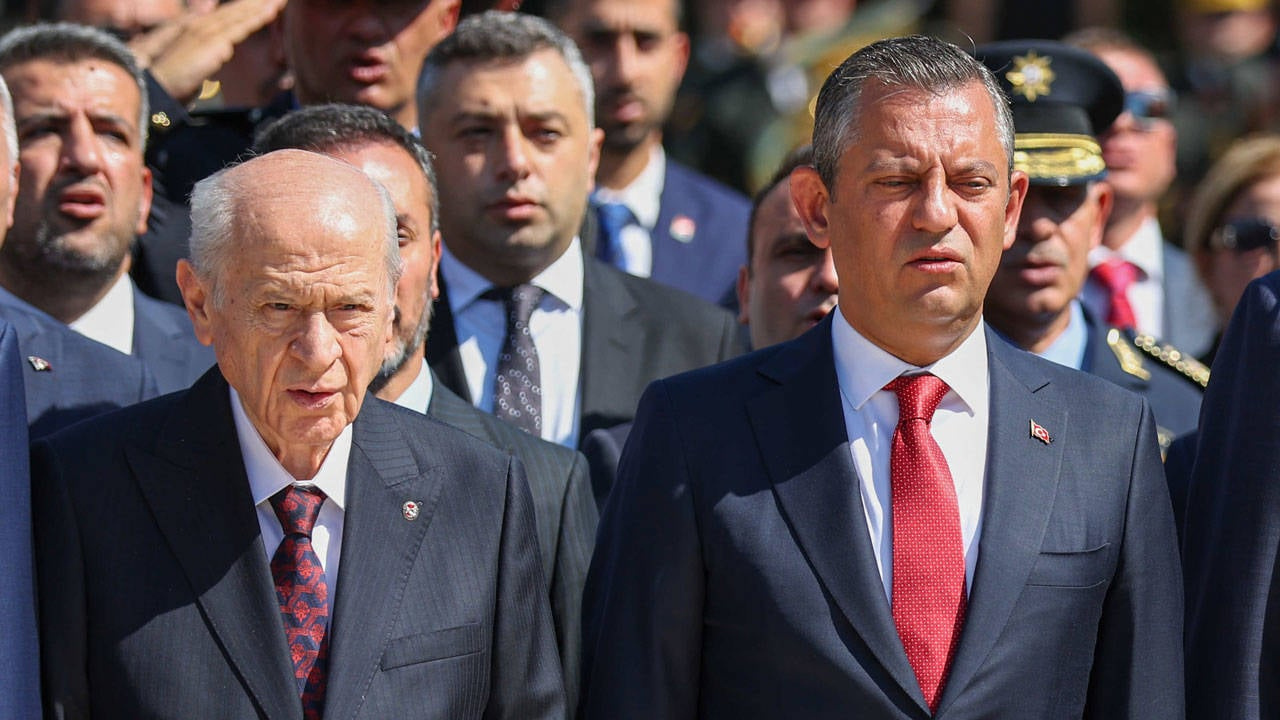 Bahçeli bu kez doğrudan Özgür Özel’i hedef aldı