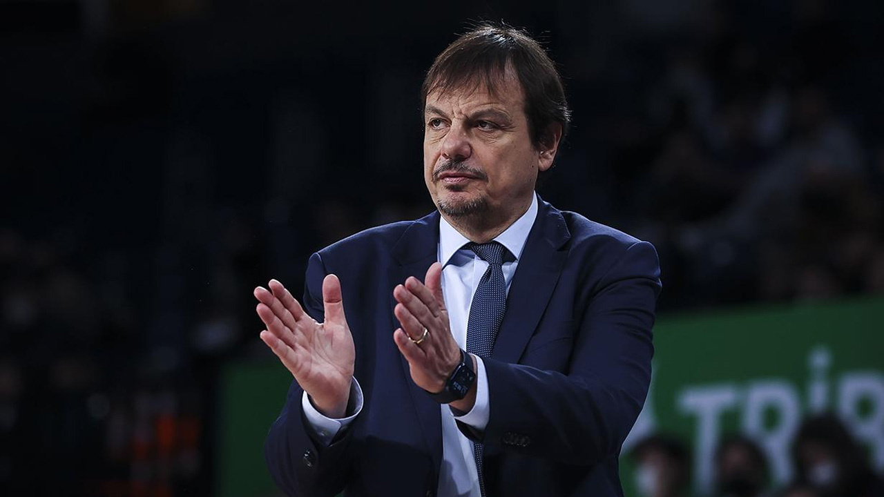 Ergin Ataman açık açık uyarıp isyan etti