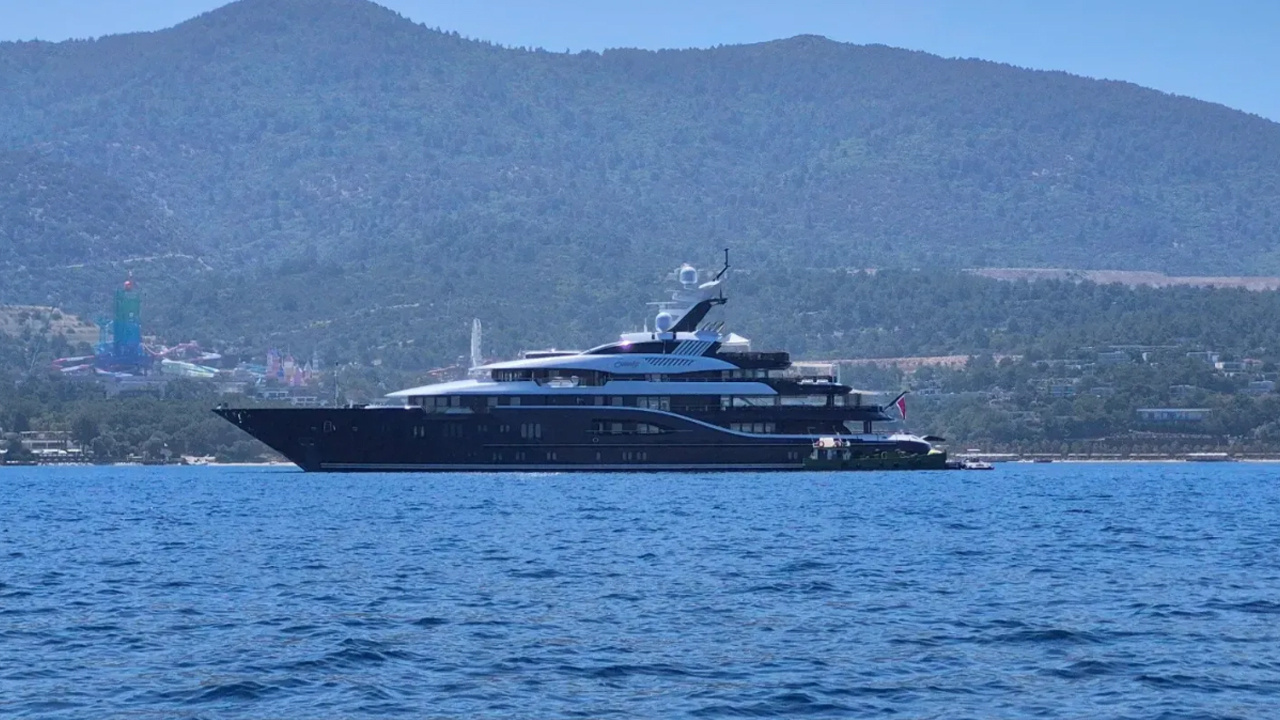 150 milyon dolarlık yüzen sarayıyla Bodrum'a geldi