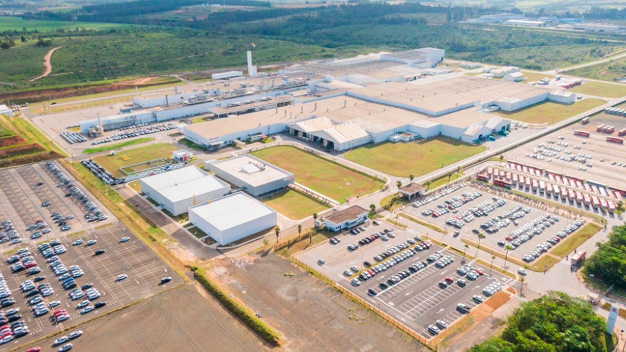 Ünlü otomotiv fabrikası kapanıyor: İşçiler 45 maaş ikramiye 