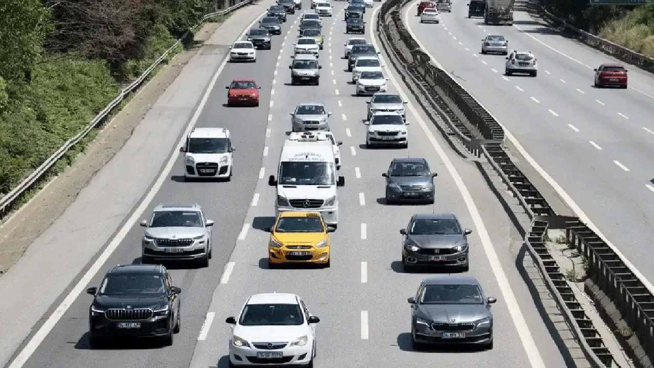 Anadolu Otoyolu'nda çalışma: Şerit daraltması yapı