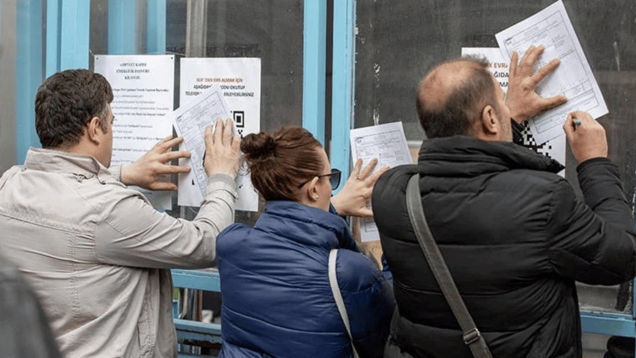 Binlerce emekli iş arıyor! İŞKUR'a başvuran vurana