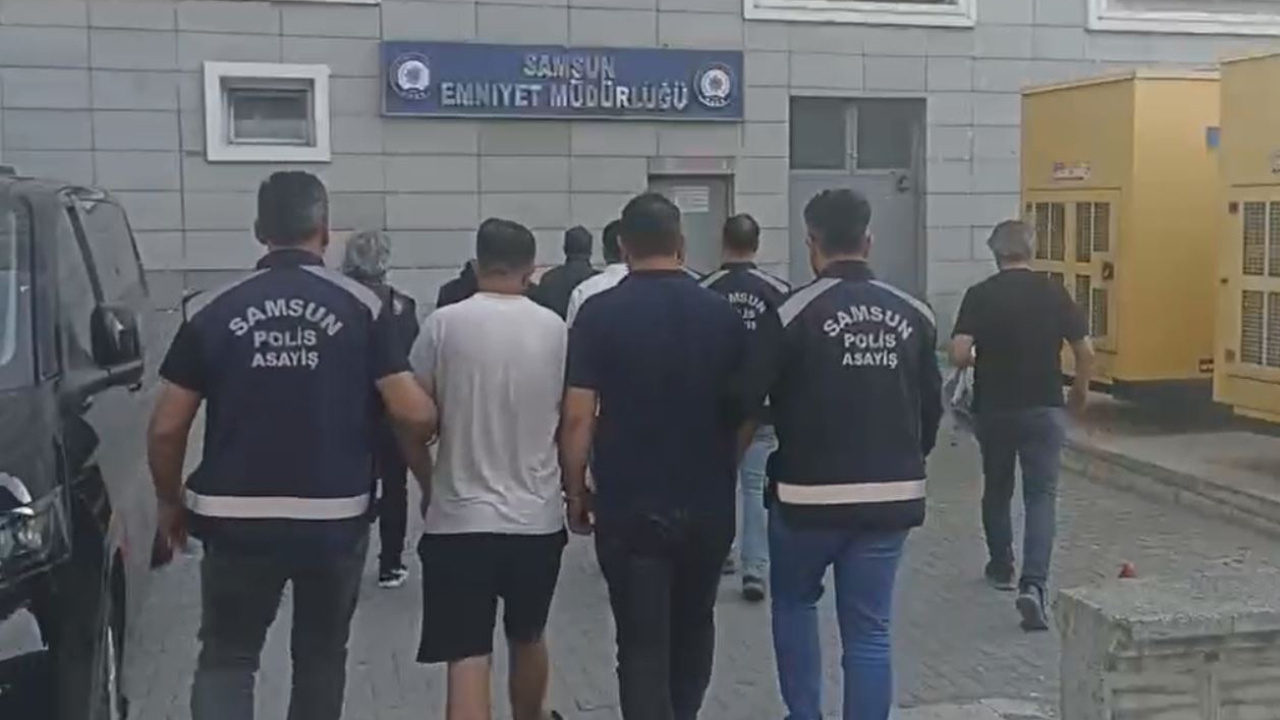 6 ilde sahte belediye başkanlarına operasyon
