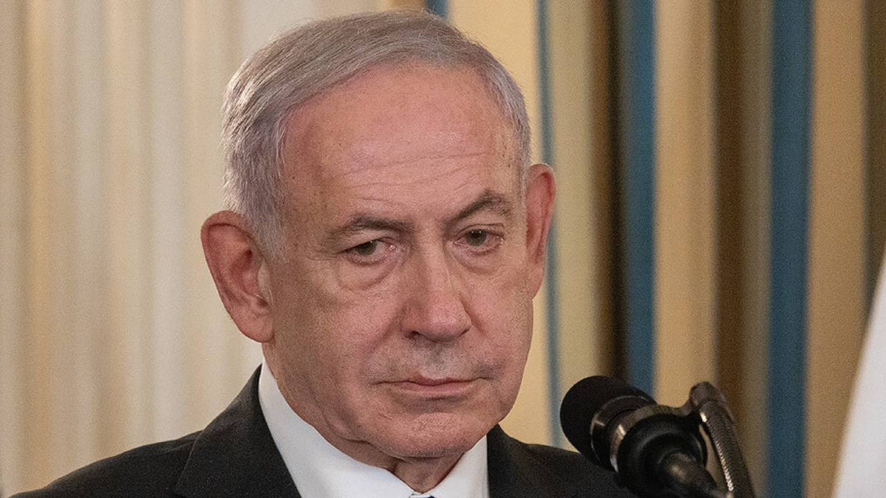 Tepkilere rağmen vazgeçmedi: Netanyahu bir kez daha sandığa 