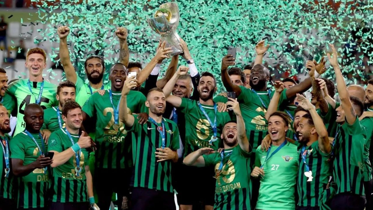 Bir zamanlar Süper Lig'in tozunu atıyor kupalar kazanıyordu: