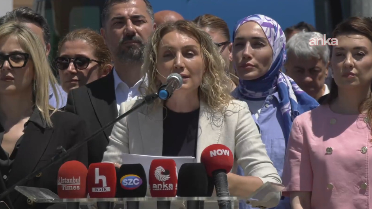 Silivri önünde 449. gün: Çıplak arama işkencedir, 