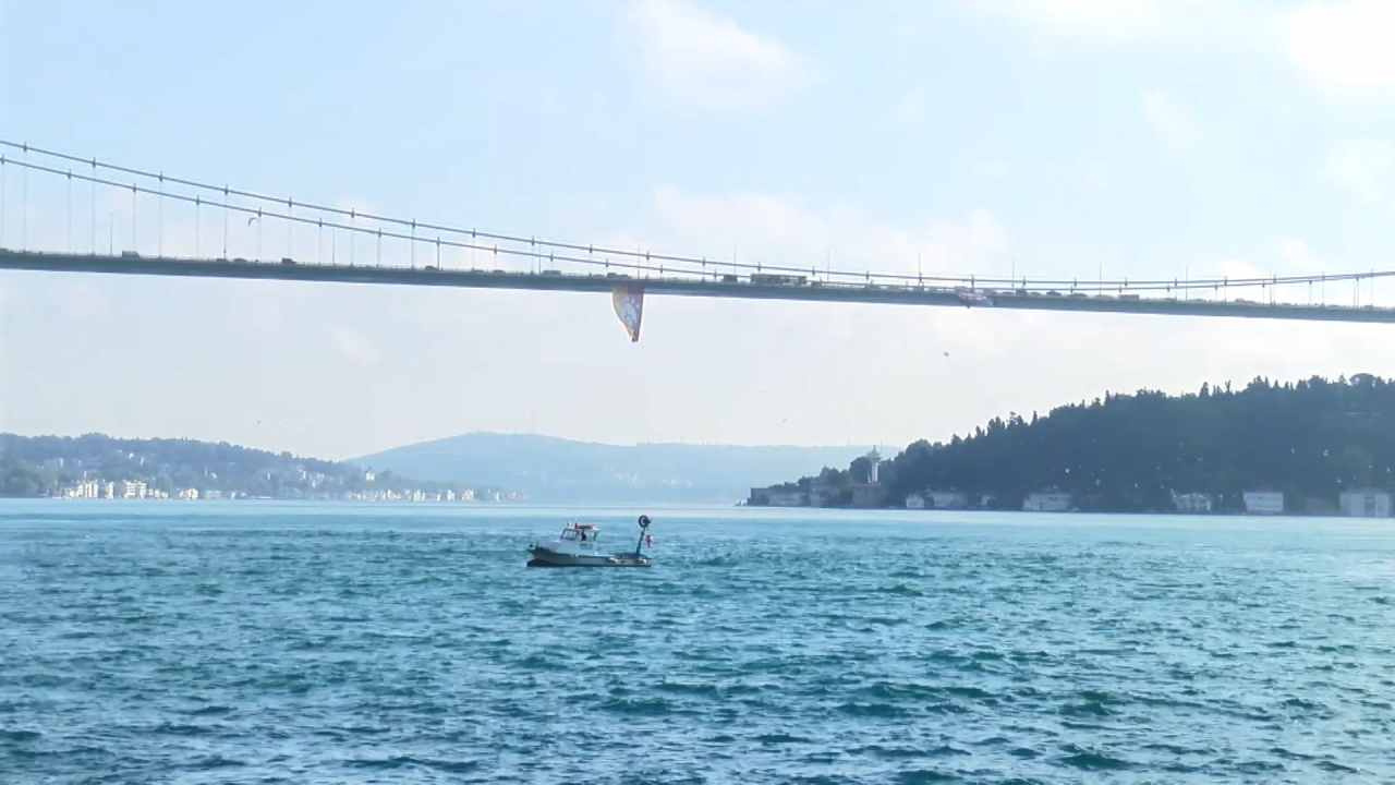 İstanbul Boğazı transit gemi geçişine kapatıldı