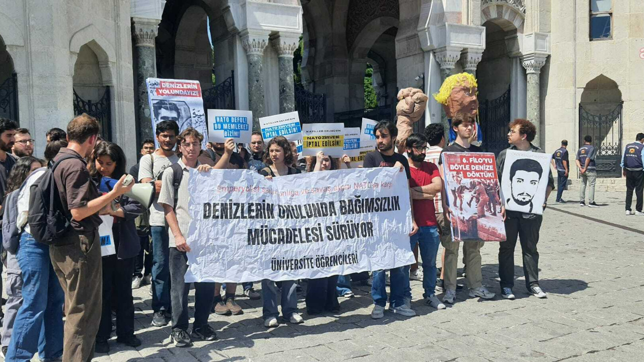 Beyazıt'ta NATO tepkisi: Öğrencilerden “bağımsız Türkiye” vurgusu