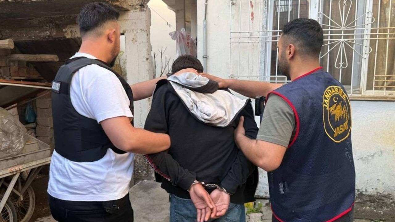Son Dakika | Yeni nesil çetelere 5 ilde operasyon! Üç avukat dahil 32 kişi gözaltında