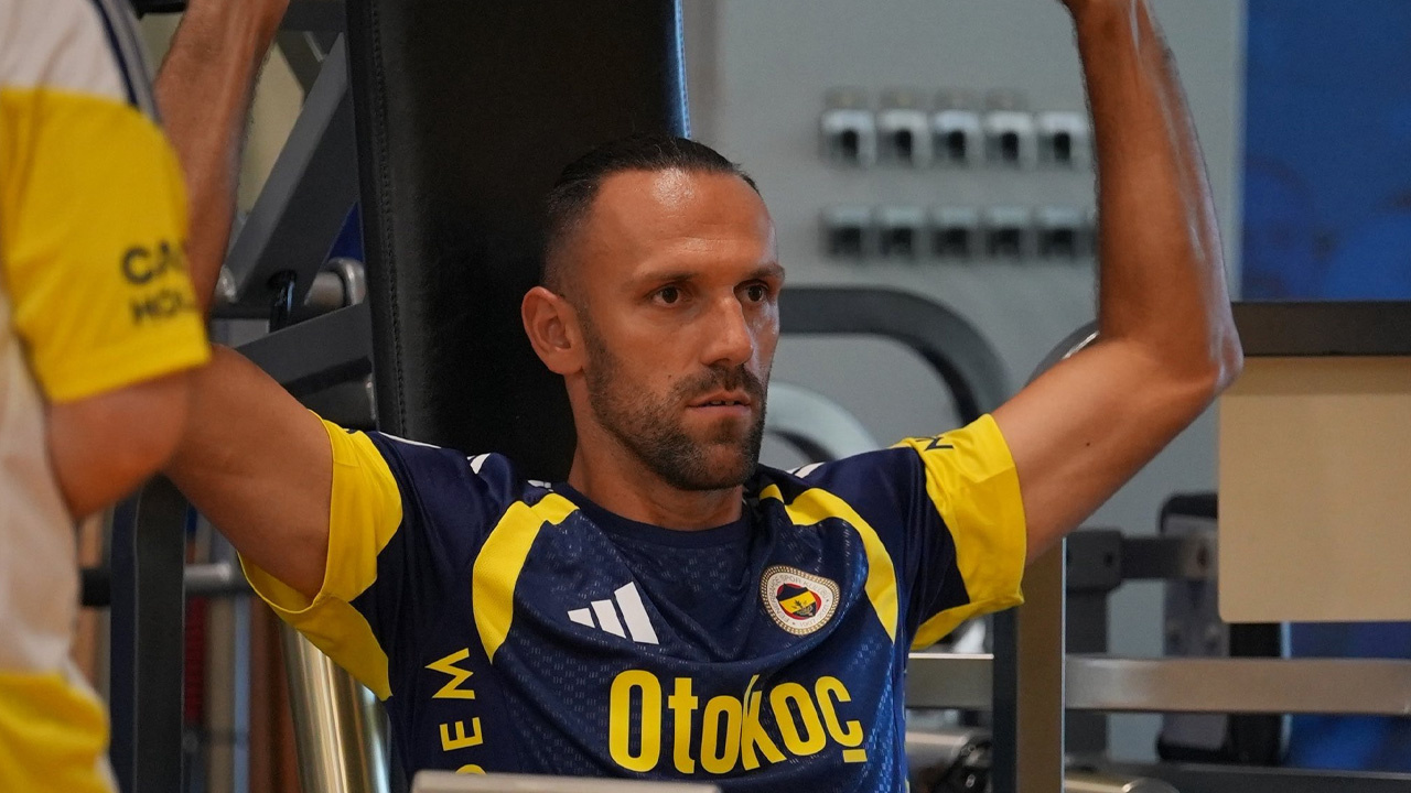 Vedat Muriqi vakit kaybetmedi: Fenerbahçe'ye imza atar atmaz başladı