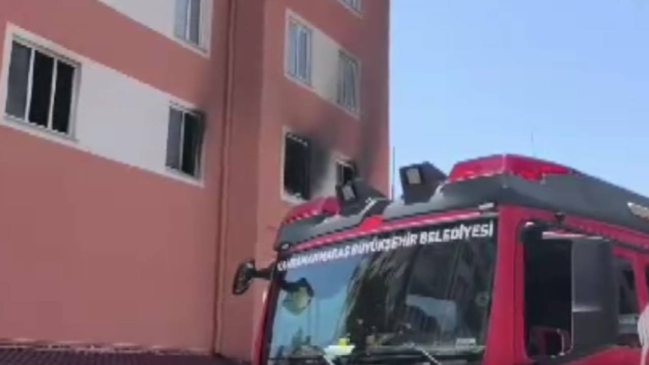 Kahramanmaraş'ta apartman yangınında iki kişi vefat etti