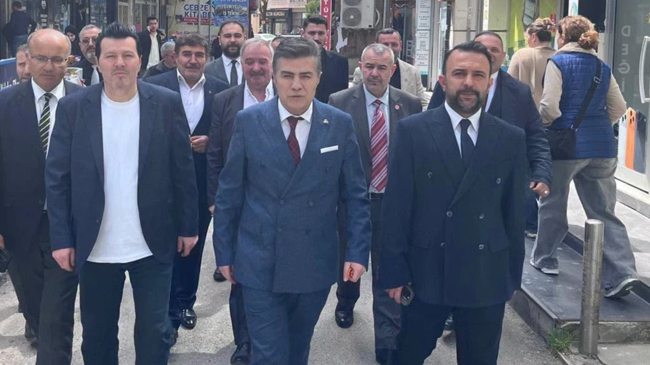 İstifası istenen MHP'li ilçe başkanı resti çekti: Beni sadece Devlet Bahçeli görevden alır