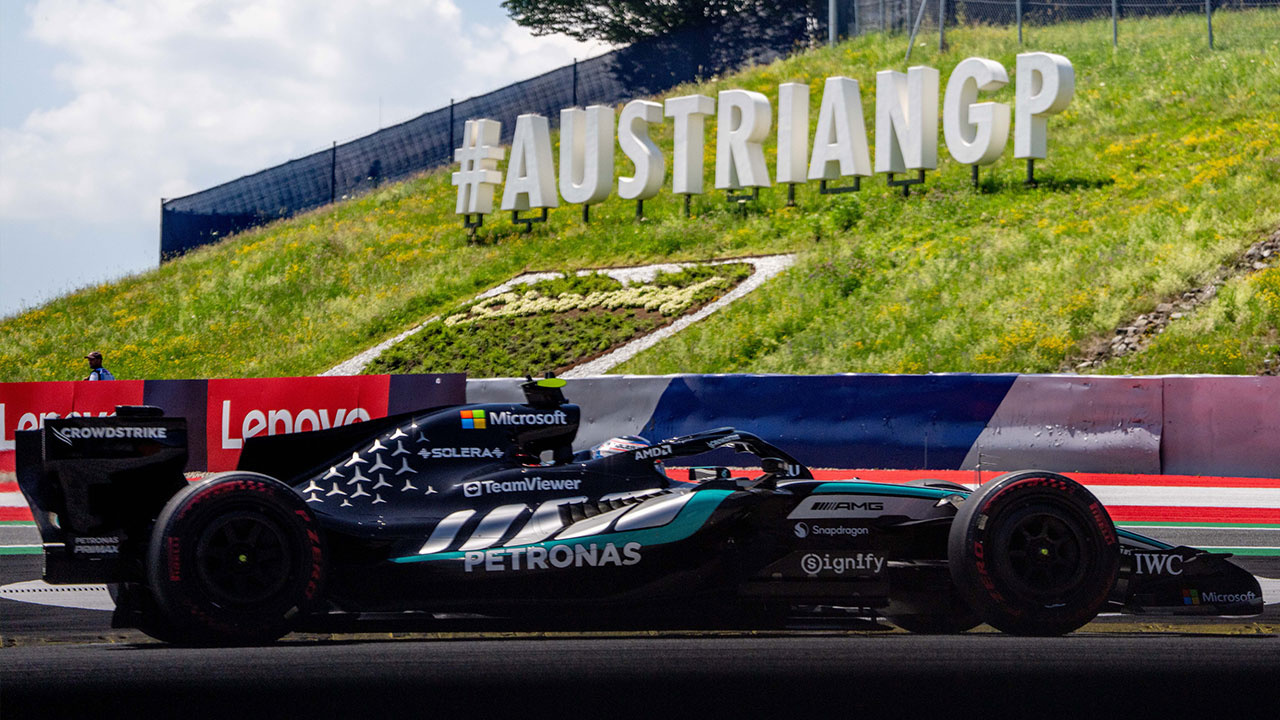 Formula 1 Avusturya'da pole pozisyonu George Russell'ın oldu