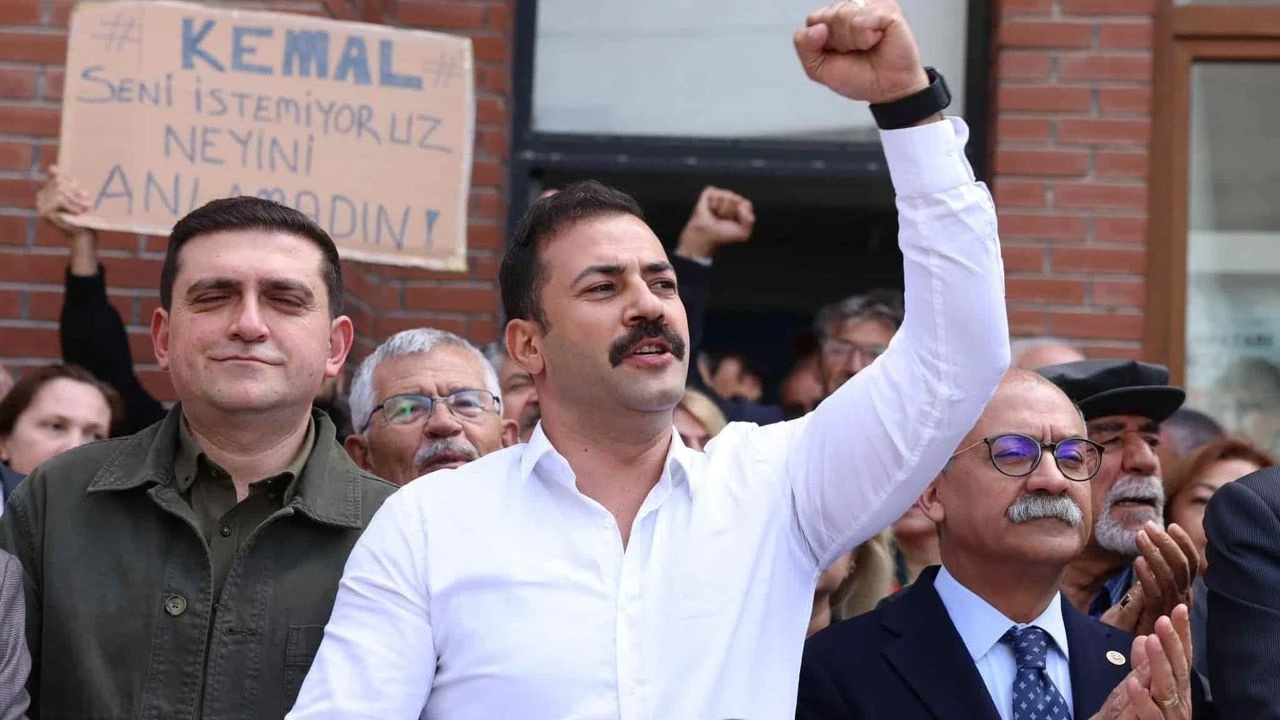 Görevden alınacağı iddia edilmişti: CHP'li başkandan butlan yönetimine rest