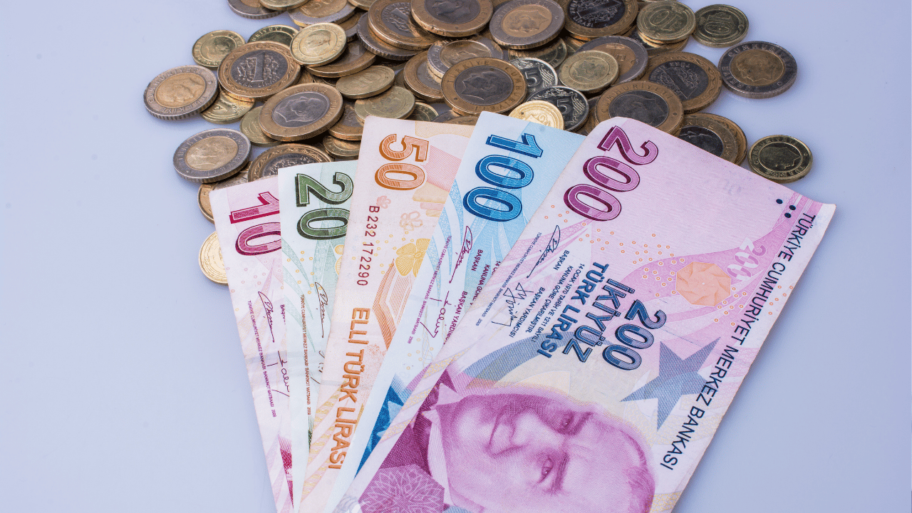 Uçak biletinden eğitime ağustosta zam yağdı!