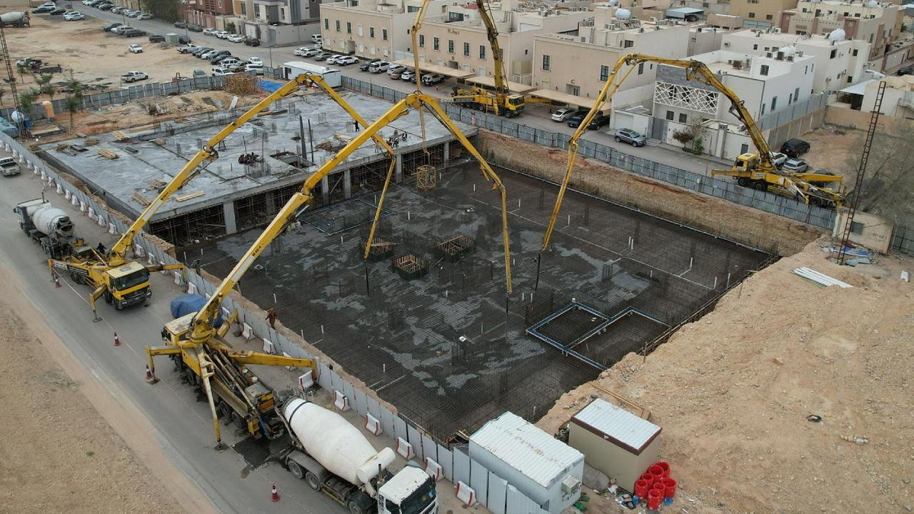 72 saat boyunca durmadılar! Tam 70 bin metreküp beton dökerek dünya rekoru kırdılar