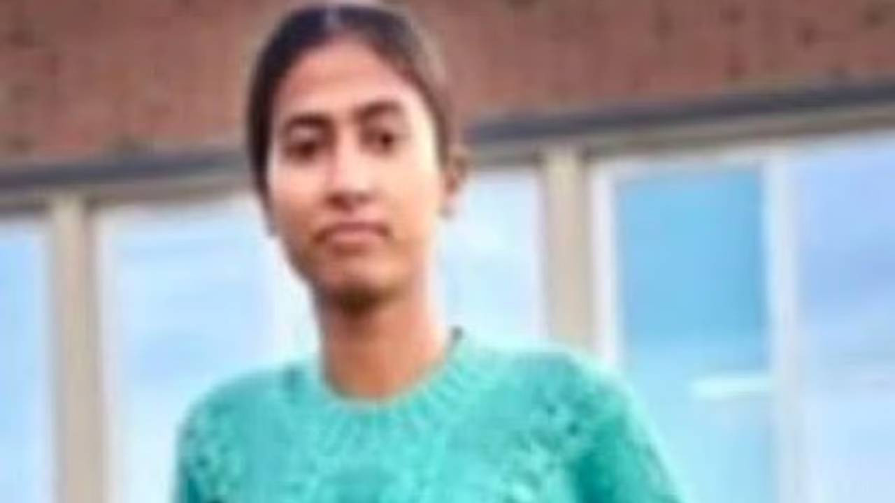 Rastgele kurban seçti! Eve giren yabancı genç anneyi bebeğinin yanında öldürdü
