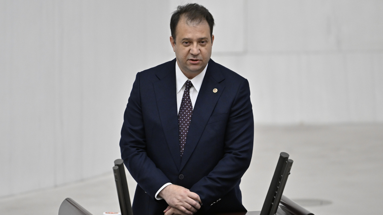 Butlancı vekil, AKP medyasını dili ile Yeni Parti'yi hedef aldı! Ana muhalefeti iktidar bile böyle eleştirmedi