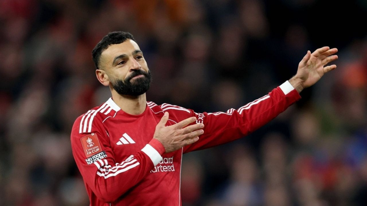 Transfer gece yarısı açıkladılar: Salah saatler içinde Türkiye'de