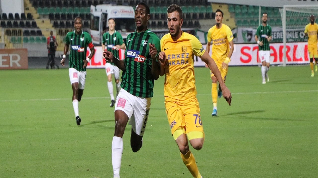 TFF 3. Lig ekibine şok: Kulübün kapısından geçmemiş oyuncuya tazminat kapıda