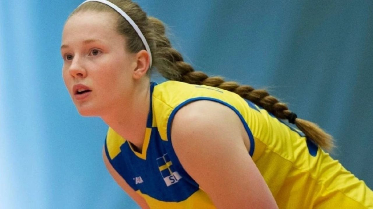 Daha ne yapacaktı Isabella: Teslim olmaktan başka!