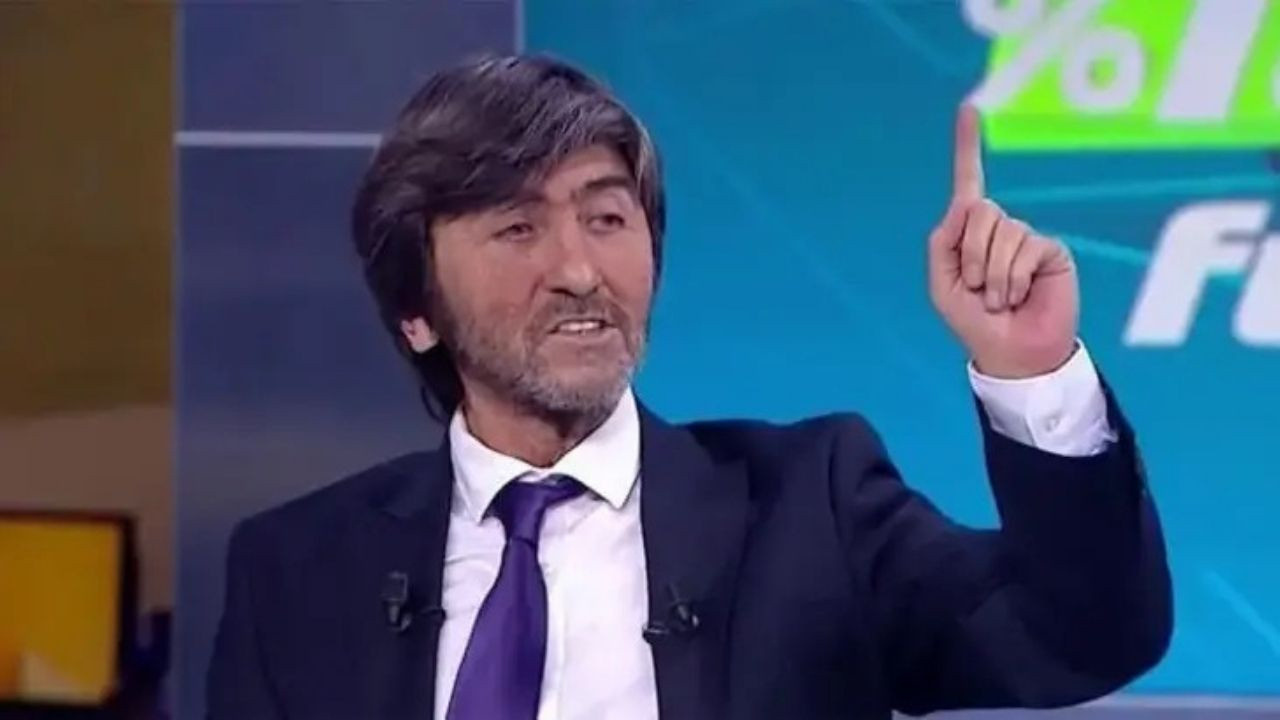 Rıdvan Dilmen maç biter bitmez patladı: Bu hakeme saygı duymuyorum!