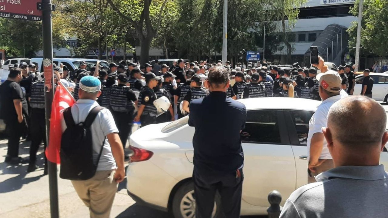 Son Dakika | MSB önünde basın açıklaması yapmak isteyen gazilere polis engeli