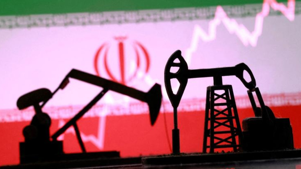 İran'dan piyasaları sarsacak tehdit: Körfez'den bir damla petrol ihraç edilmeyecek