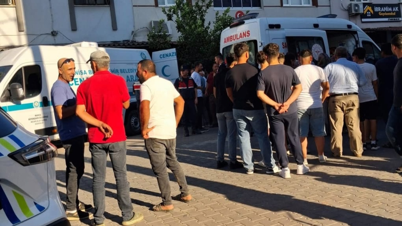 Manisa'da kanlı saldırı: Berber ve müşterisini katletti