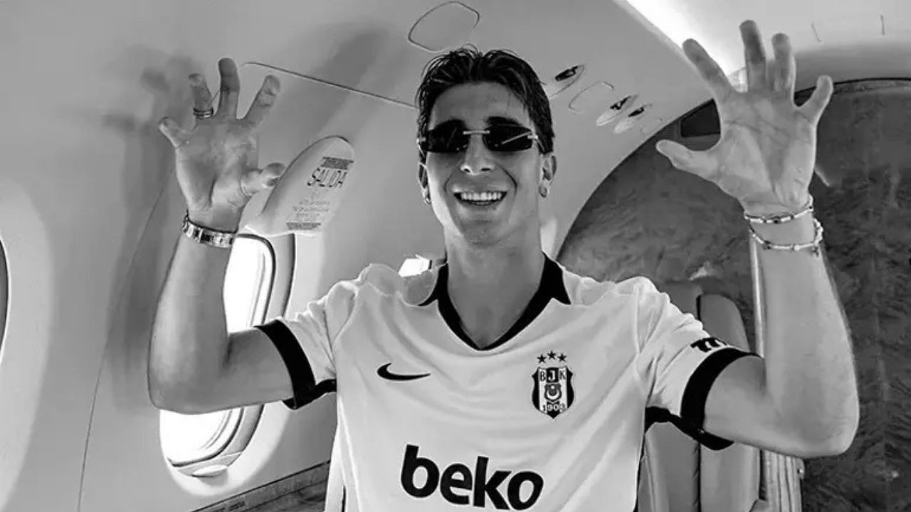 Beşiktaş bir transfer daha açıkladı: Uçağa bindi İstanbul'a geliyor