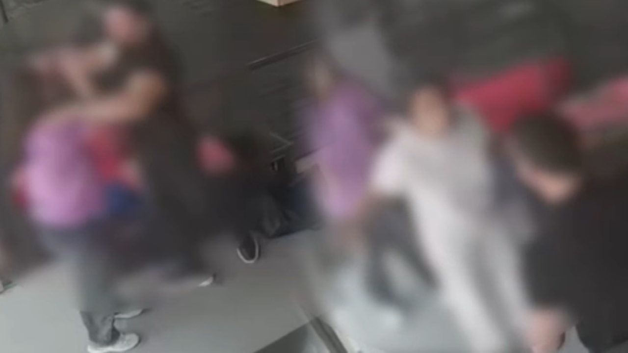 Spor salonunda kadına şiddet! Boğazını sıktı: Başka bir kadın kurtardı