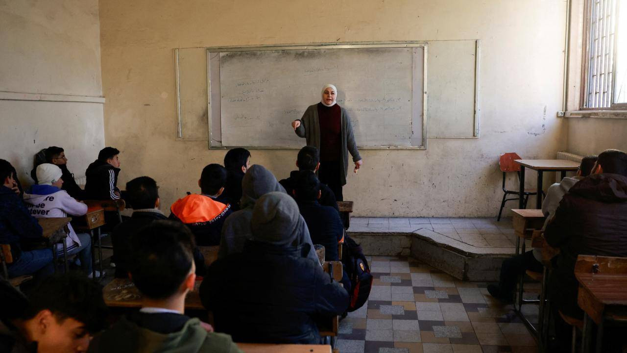 Yıllar sonra bir ilk: Kürtçe Suriye okullarında okutulacak