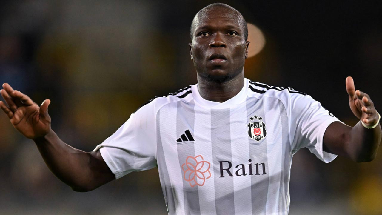 Aboubakar Türkiye'ye geri döndü: İmzalar atıldı